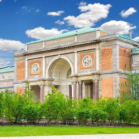 Stylish 2br W Private Balcony In Cph Centre * Kopenhagen