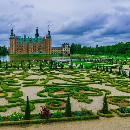 Stylish 2br W Private Balcony In Cph Centre Appartement