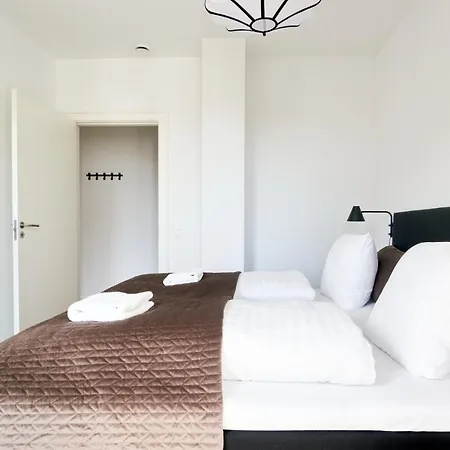 Stylish 2br W Private Balcony In Cph Centre *