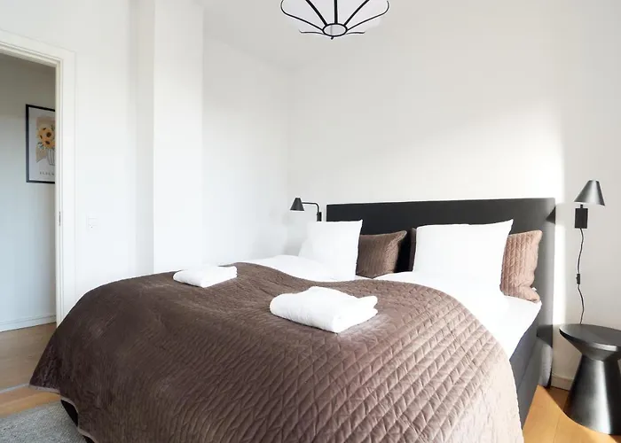 Stylish 2br W Private Balcony In Cph Centre *