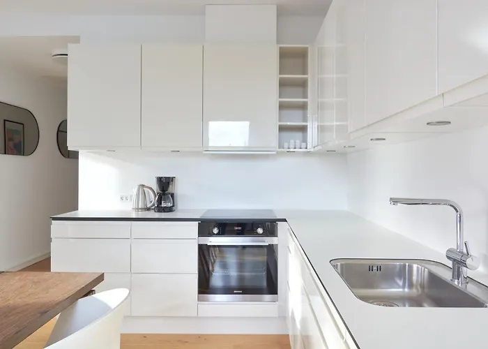 Stylish 2br W Private Balcony In Cph Centre Lägenhet *