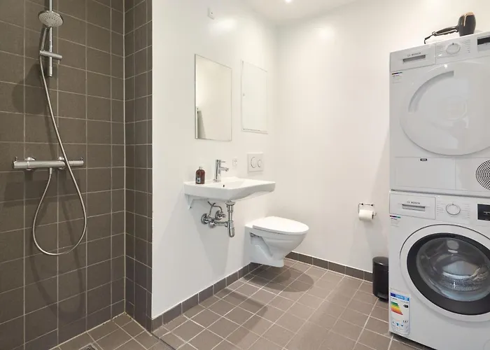 Stylish 2br W Private Balcony In Cph Centre Lägenhet