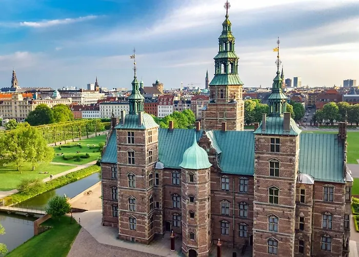 Stylish 2br W Private Balcony In Cph Centre Lägenhet