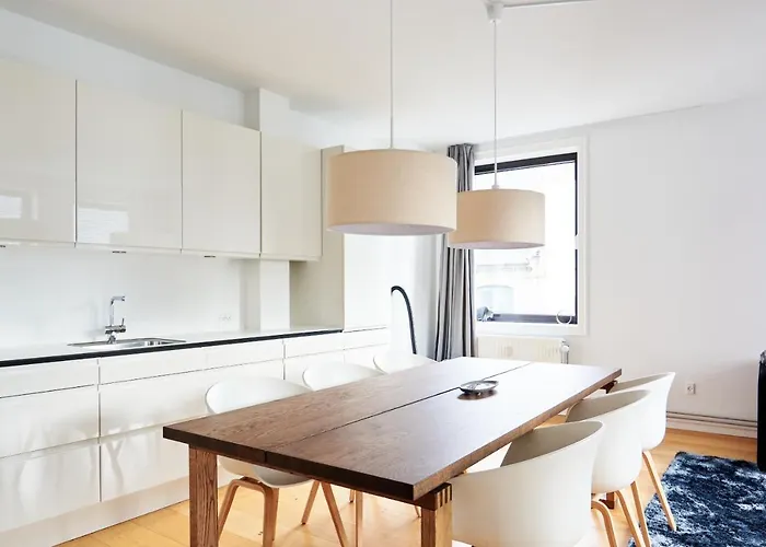 Lägenhet Stylish 2br W Private Balcony In Cph Centre Köpenhamn