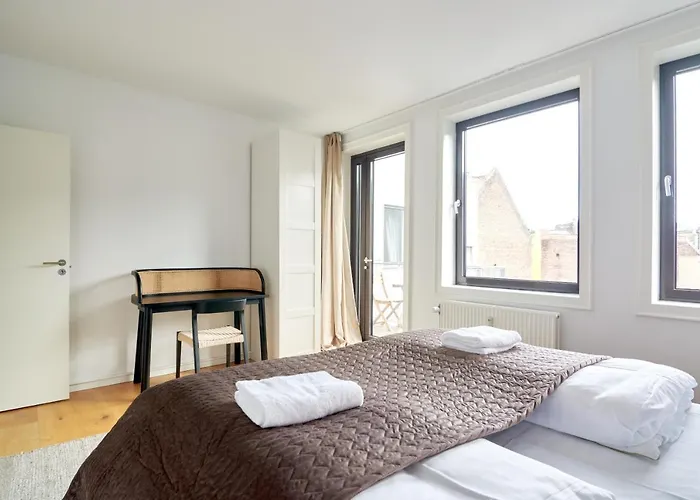 Lägenhet Stylish 2br W Private Balcony In Cph Centre