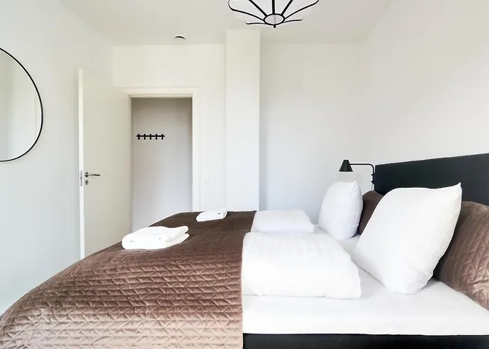 Stylish 2br W Private Balcony In Cph Centre *