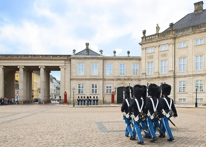 Stylish 2br W Private Balcony In Cph Centre Lägenhet