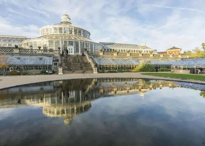 Stylish 2br W Private Balcony In Cph Centre *