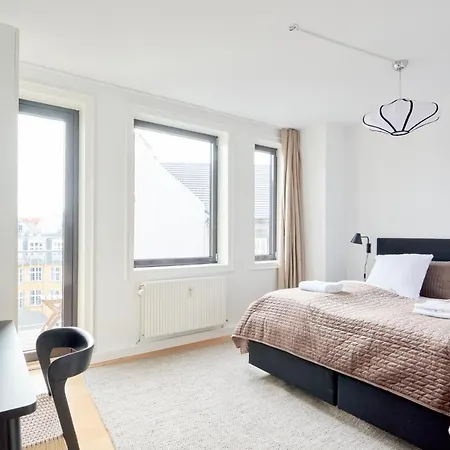 شقة Stylish 2br W Private Balcony In Cph Centre *