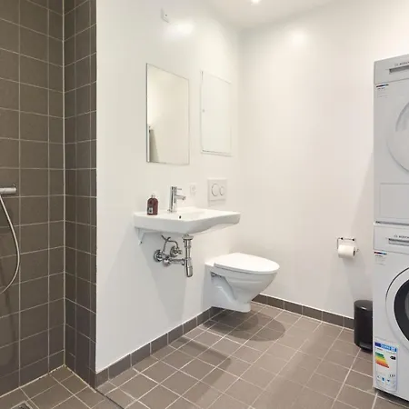 Stylish 2br W Private Balcony In Cph Centre شقة